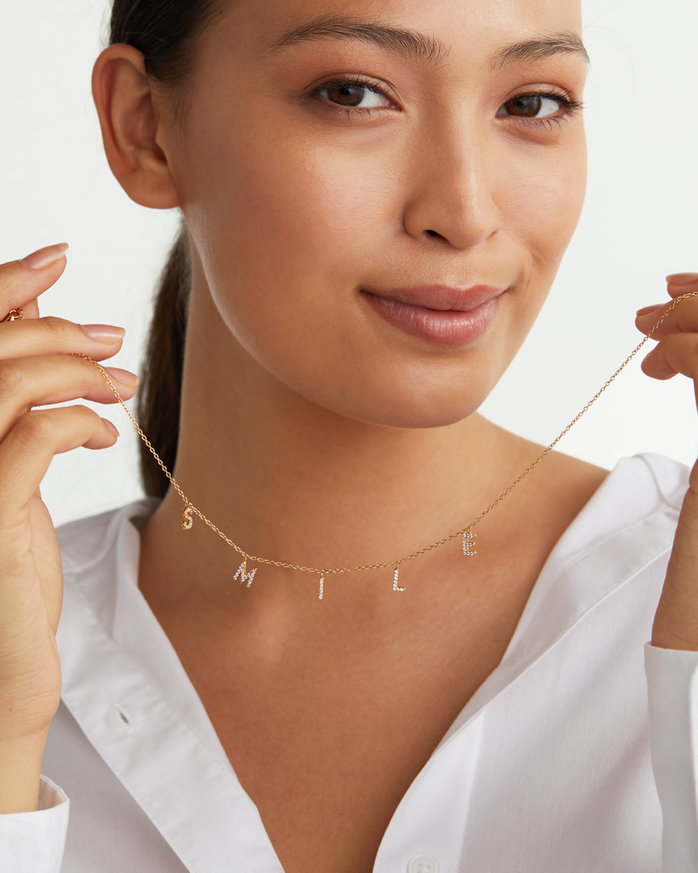 Smile Pavé Necklace